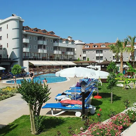 Monachus & Resort 4*
