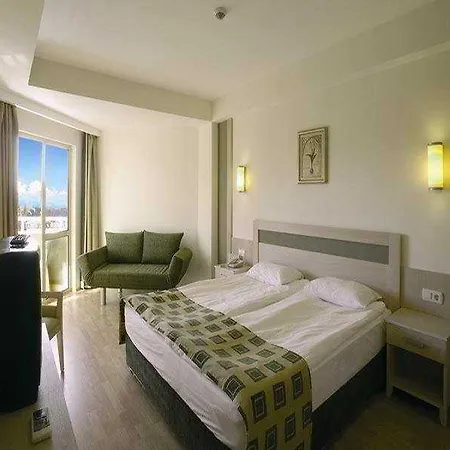 Monachus & Resort